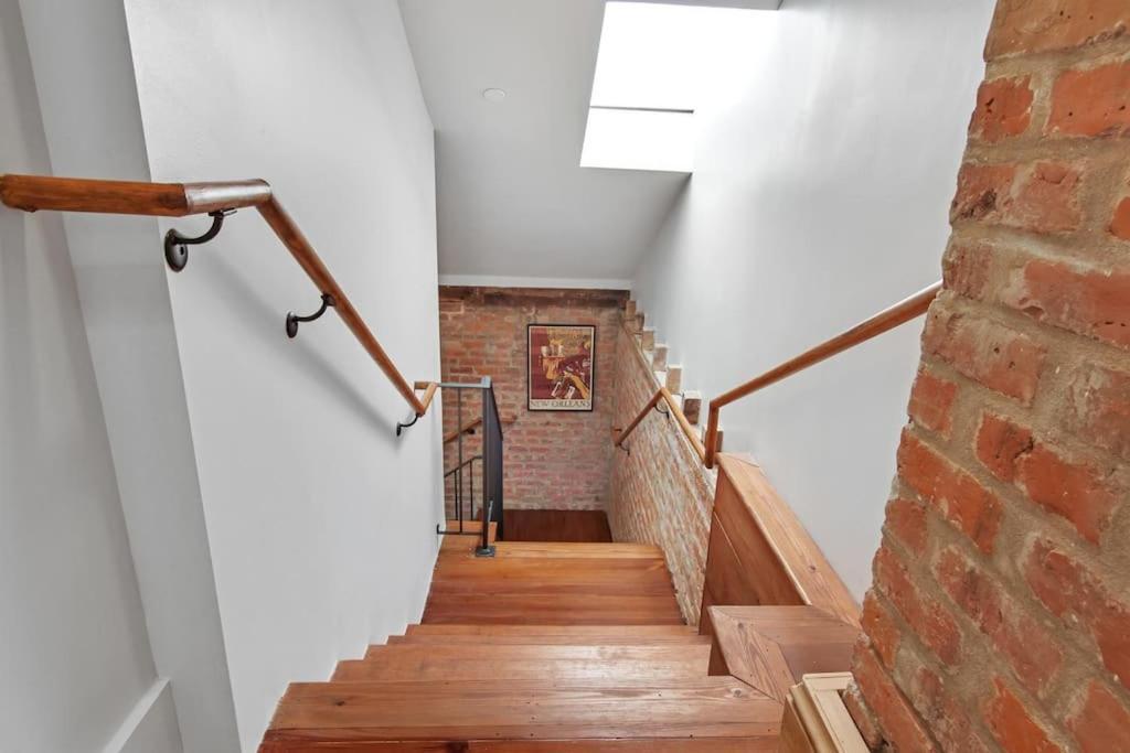 Fab 1838 Garden District 5Br With Parking And Balcony Apartment นิวออร์ลีนส์ ภายนอก รูปภาพ