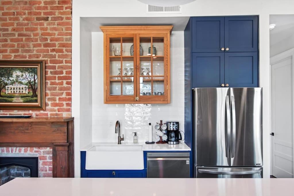 Fab 1838 Garden District 5Br With Parking And Balcony Apartment นิวออร์ลีนส์ ภายนอก รูปภาพ