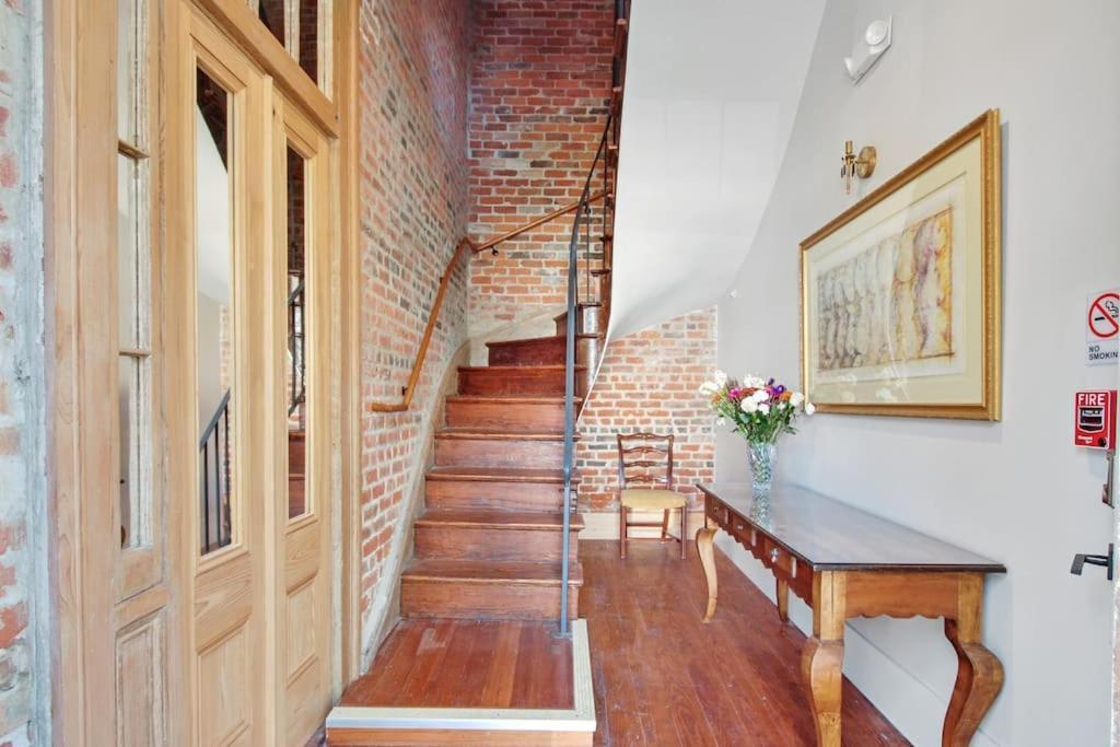 Fab 1838 Garden District 5Br With Parking And Balcony Apartment นิวออร์ลีนส์ ภายนอก รูปภาพ