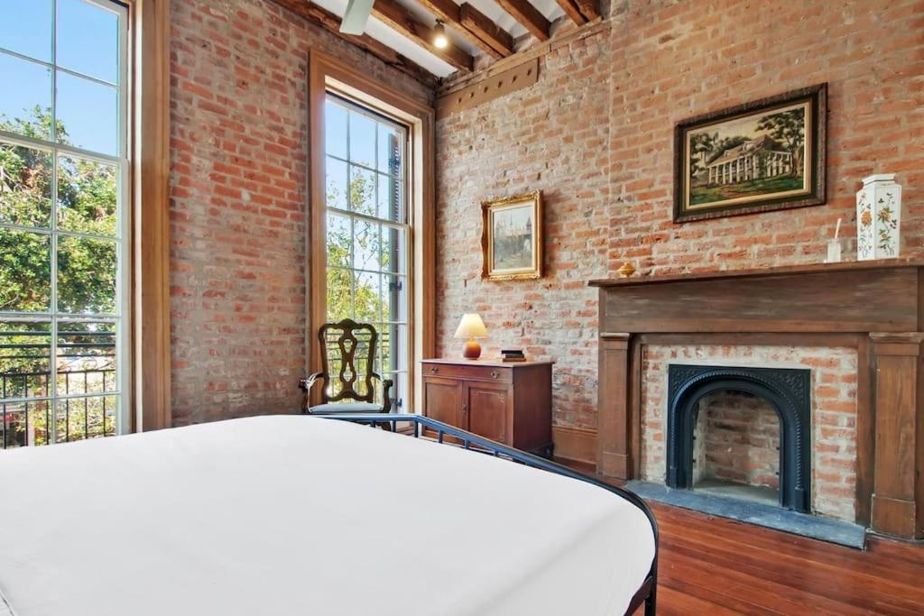 Fab 1838 Garden District 5Br With Parking And Balcony Apartment นิวออร์ลีนส์ ภายนอก รูปภาพ